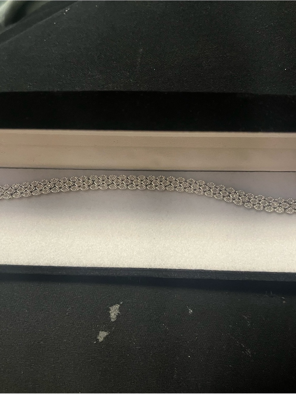 Natural diamond tennis bracelet